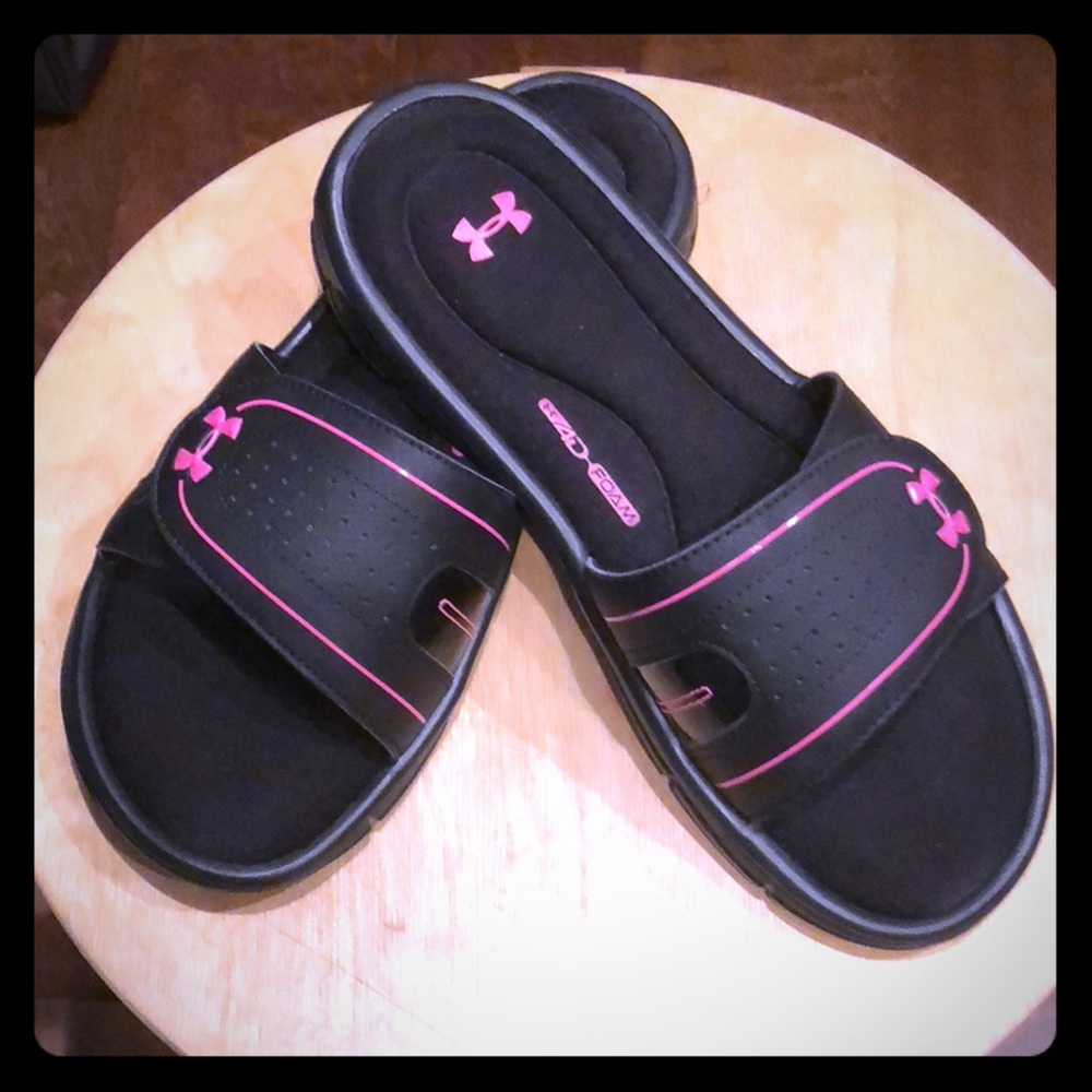Under Armour Womens Ignite VII Colorblock Sandals